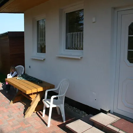 Beachside Bungalow, Cleaning Included 펜션 Boiensdorf
